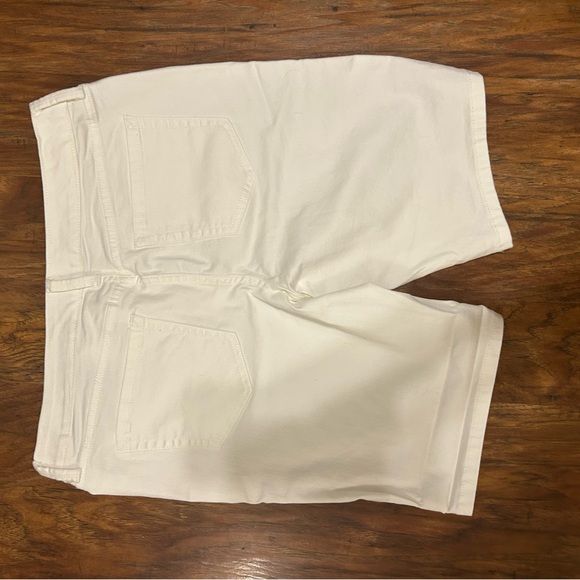 A.N.A White Denim Bermuda Shorts With Pockets and Zipper Button Closure - Picture 12 of 13